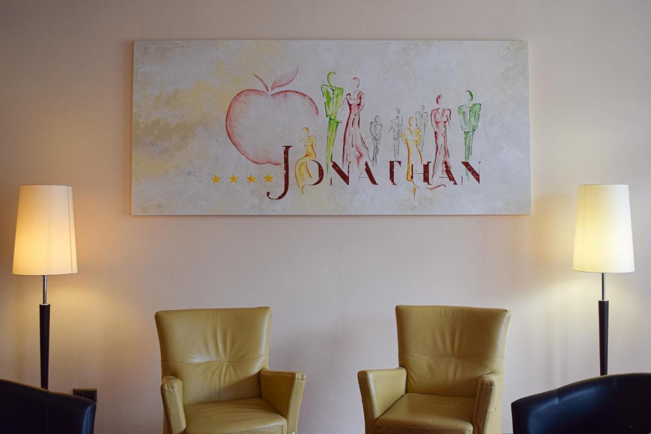 Akzent Hotel Restaurant Jonathan Lippstadt Exterior foto